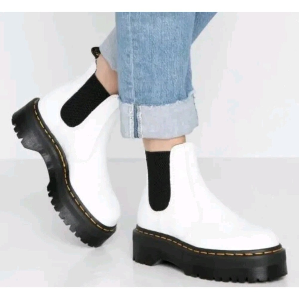 Dr. Martens 2976 Quad White Smooth Leather Platform Chelsea Boots Size 8